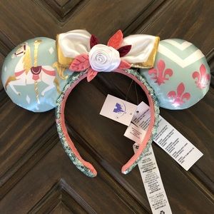 Minnie Mouse Main Attraction Ears July Edition